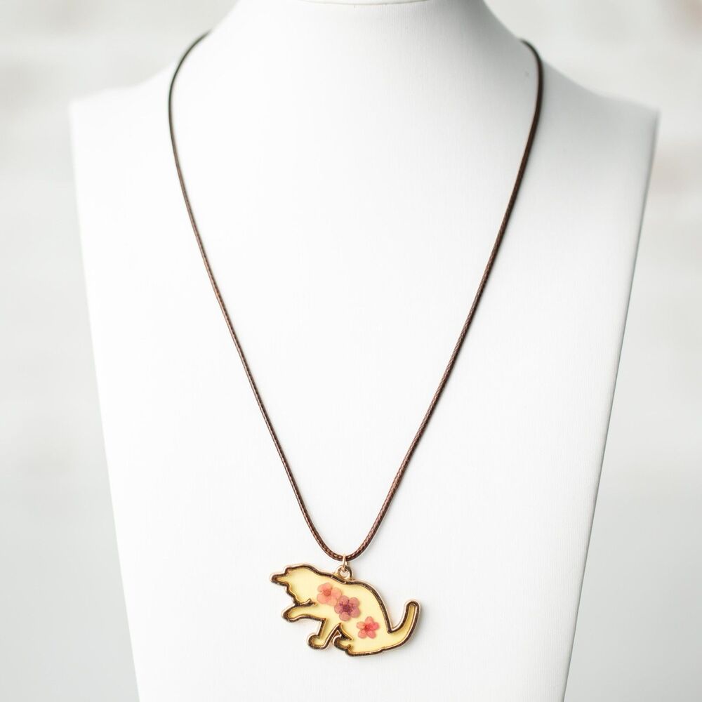 Cat Pendant Necklace Real Pressed Flowers Resin Brown Cord Floral Kitty Jewelry